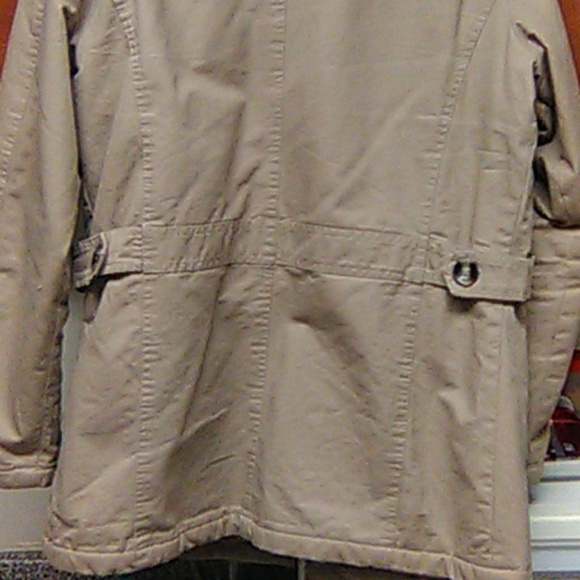 Slim fit trench coat - Picture 6 of 7